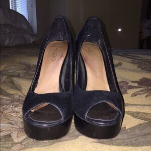 Aldo Platform pumps  